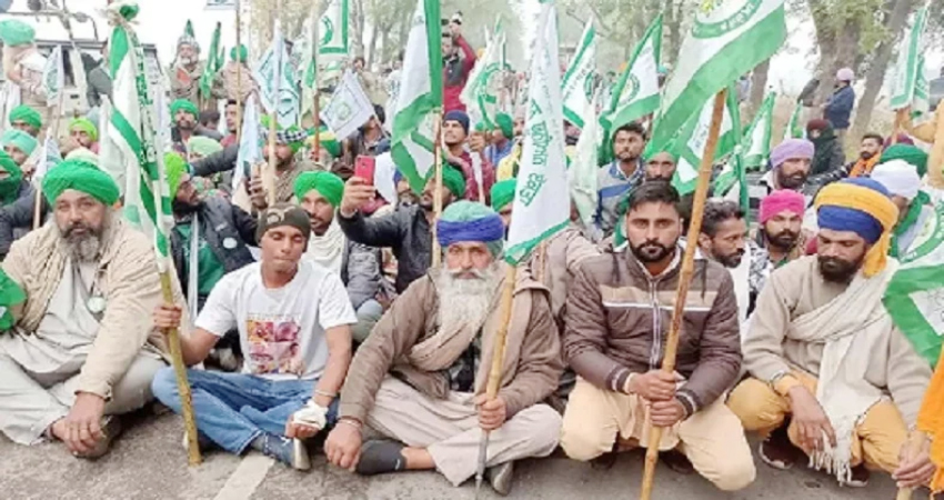 किसान नेताओं ने BJP को चेताया, कहा- बंगाल और असम के किसानों से वोट न देने की करेंगे अपील किसान नेताओं ने BJP को चेताया, कहा- बंगाल और असम के किसानों से वोट न देने की करेंगे अपील